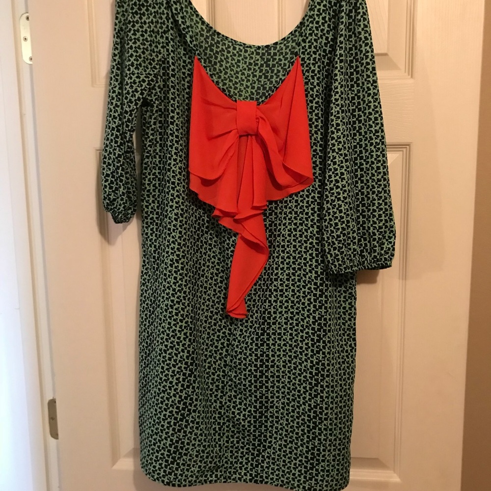 Dress - Picture 2 of 3